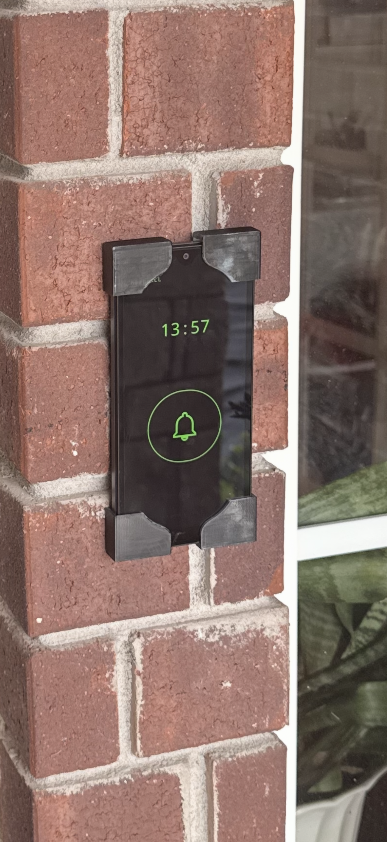 PRESALE Smart & Private doorbell camera